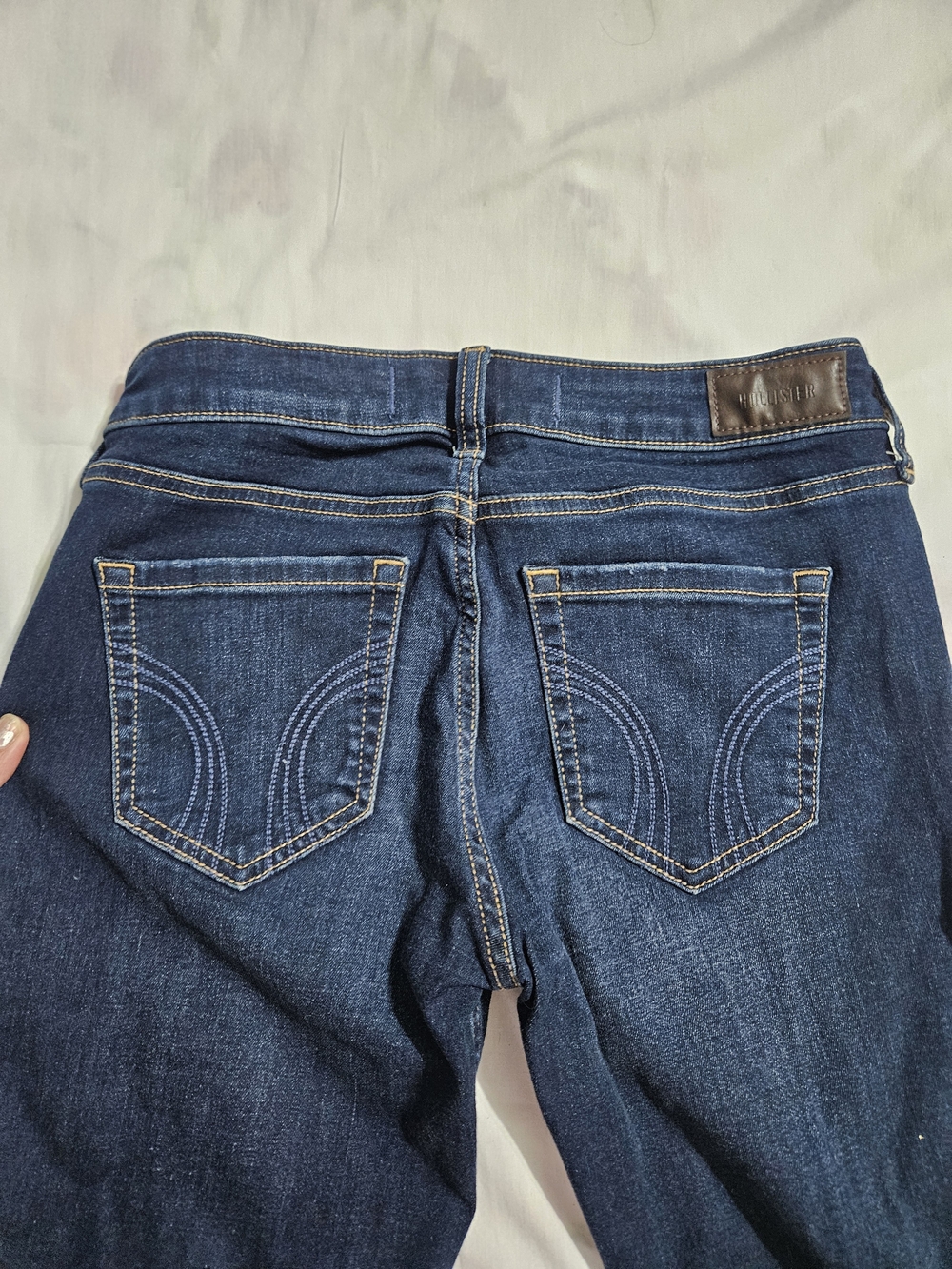 Hollister Navy Flare Jeans - Low Rise - Picture 4 of 12